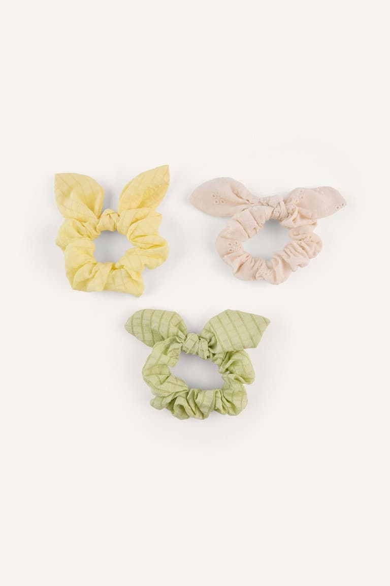 Girls 3-Pack Scrunchie Main image