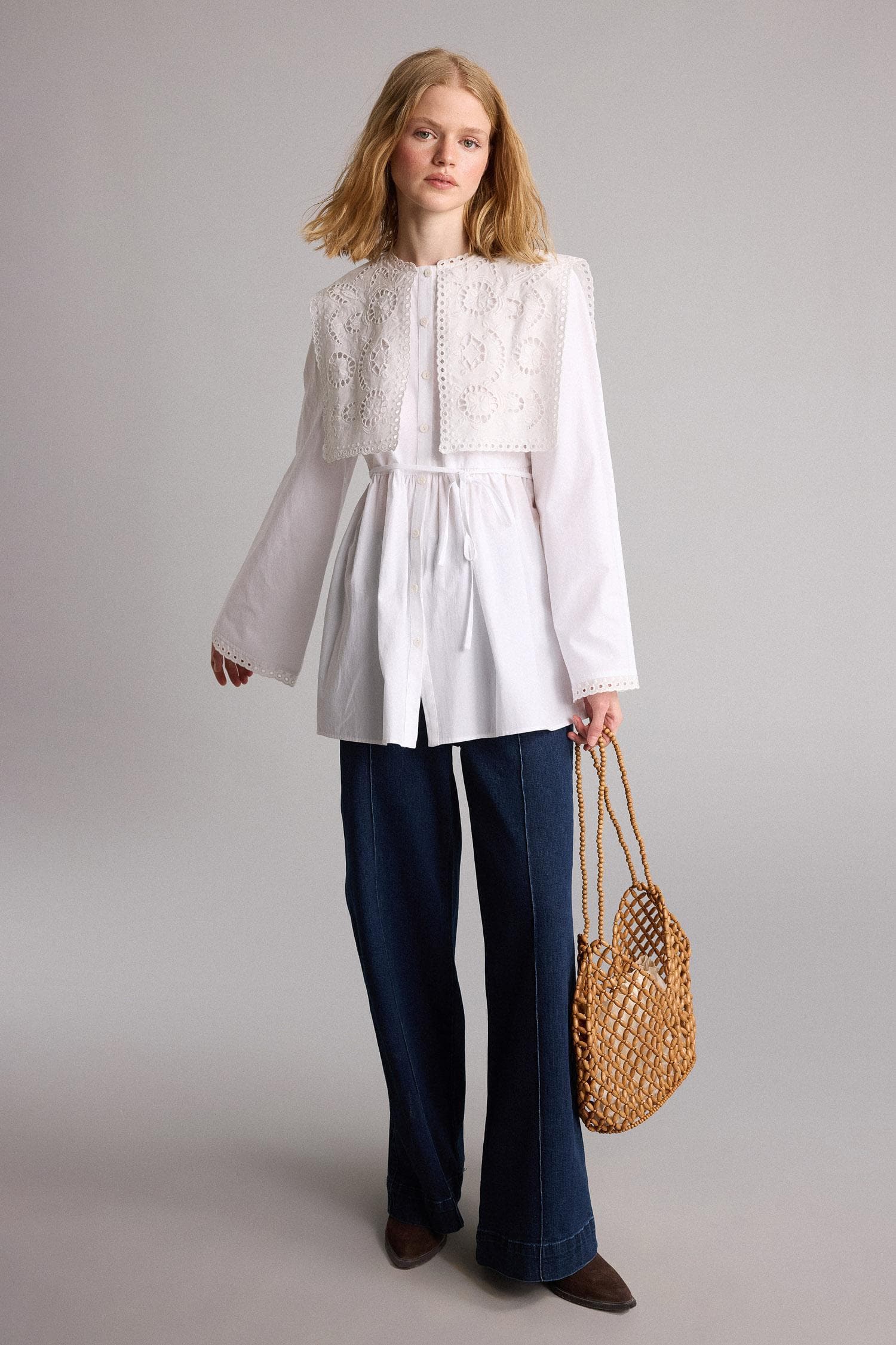 Manuka x Defacto Wide Leg High Waist Long White Jeans Secondary image