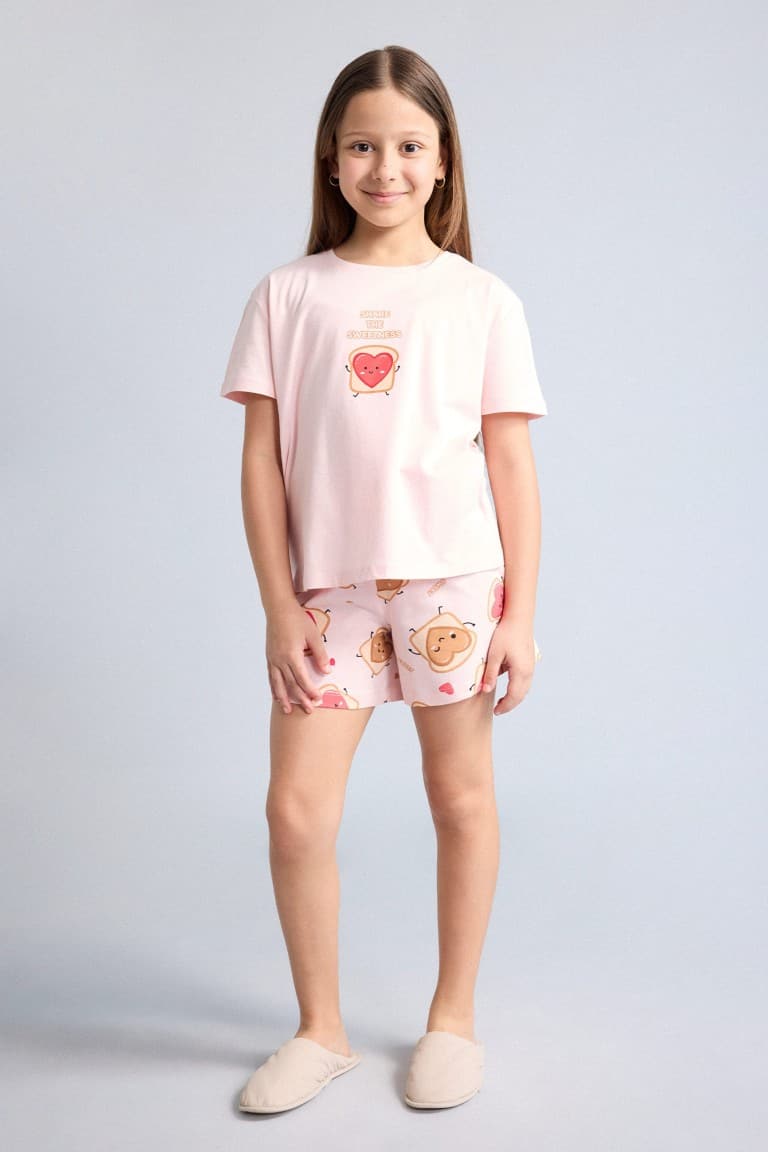 100% Cotton Regular Fit Elastic Waist Light Pink Pajama Set with 2 Hearts for Girls