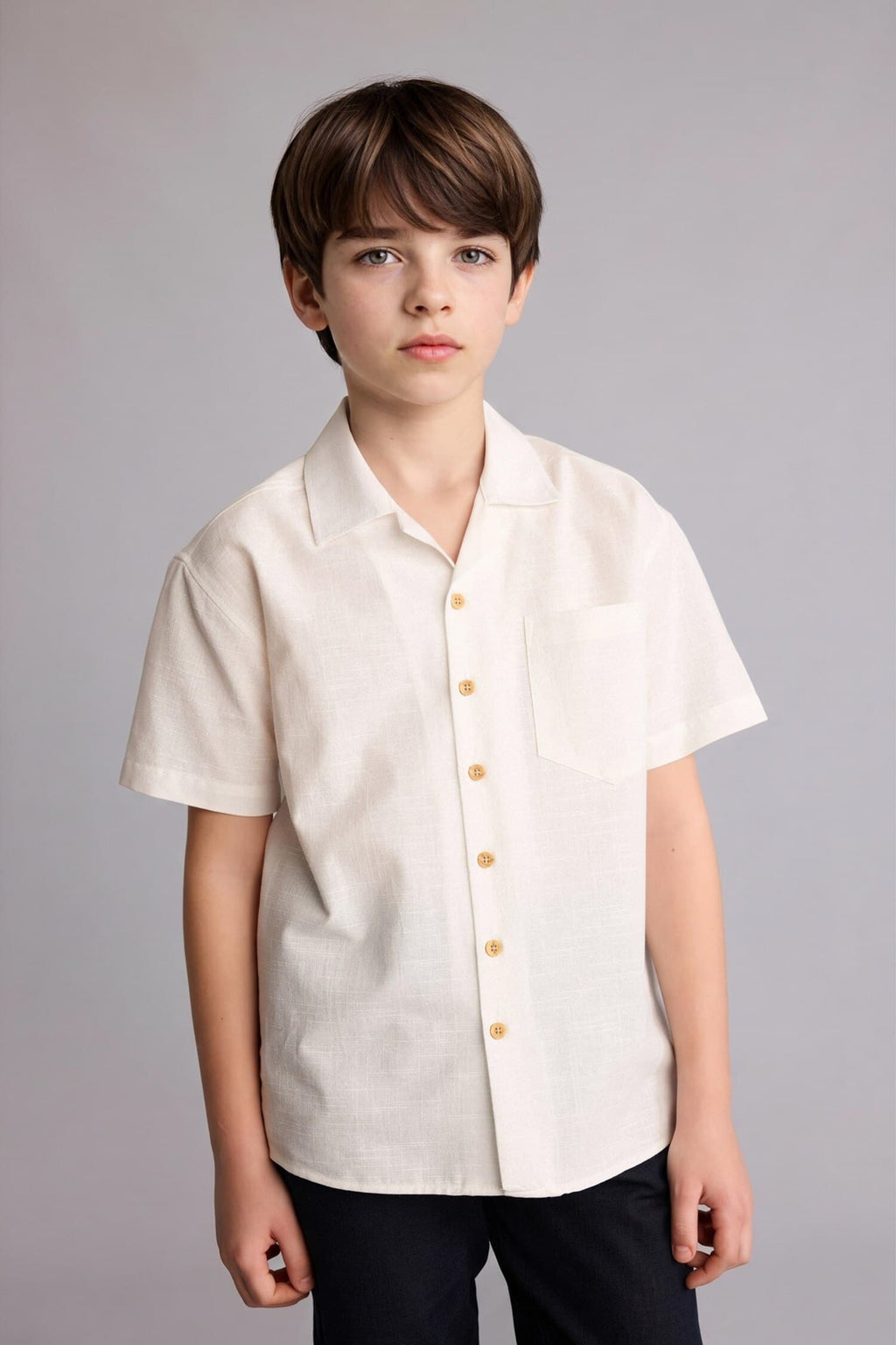 100% Cotton Regular Fit Apaş Collar Poplin Short Sleeve Shirt For Boys