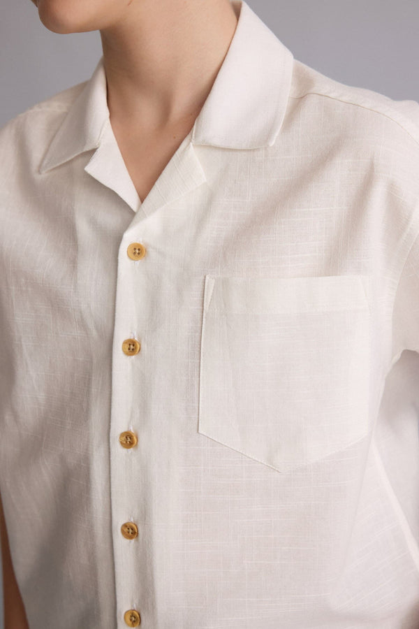 100% Cotton Regular Fit Apaş Collar Poplin Short Sleeve Shirt For Boys