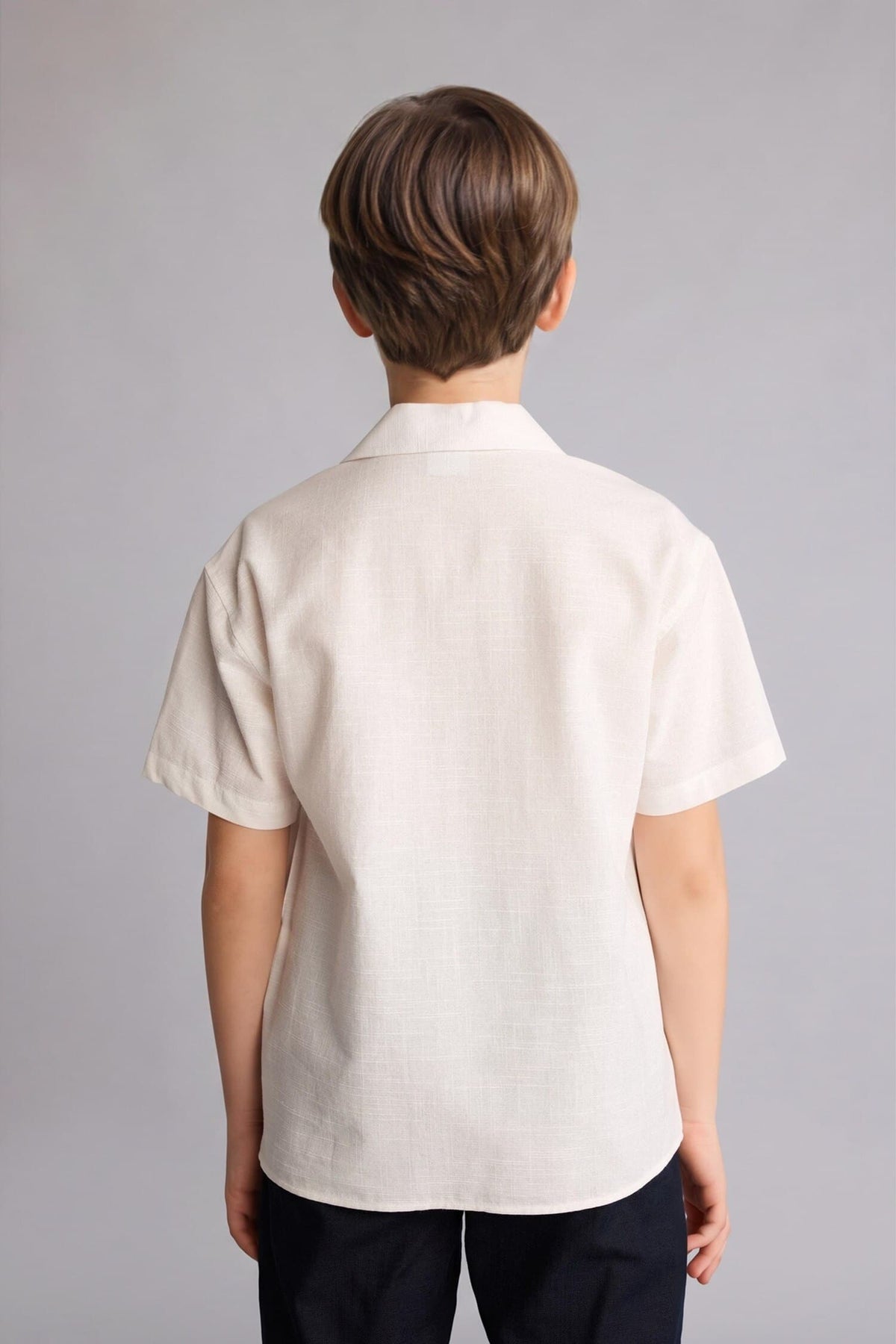 100% Cotton Regular Fit Apaş Collar Poplin Short Sleeve Shirt For Boys