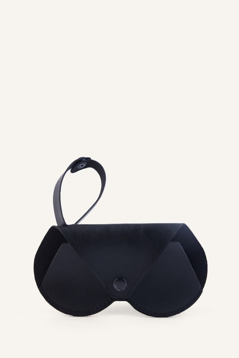 Women Black Sunglasses Case