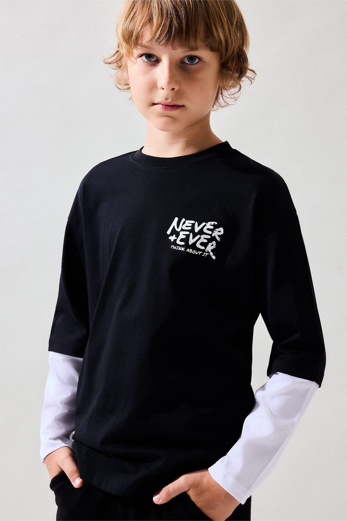 100% Cotton New Regular Fit Crew Neck Long Sleeve Black T-Shirt Boy Main image