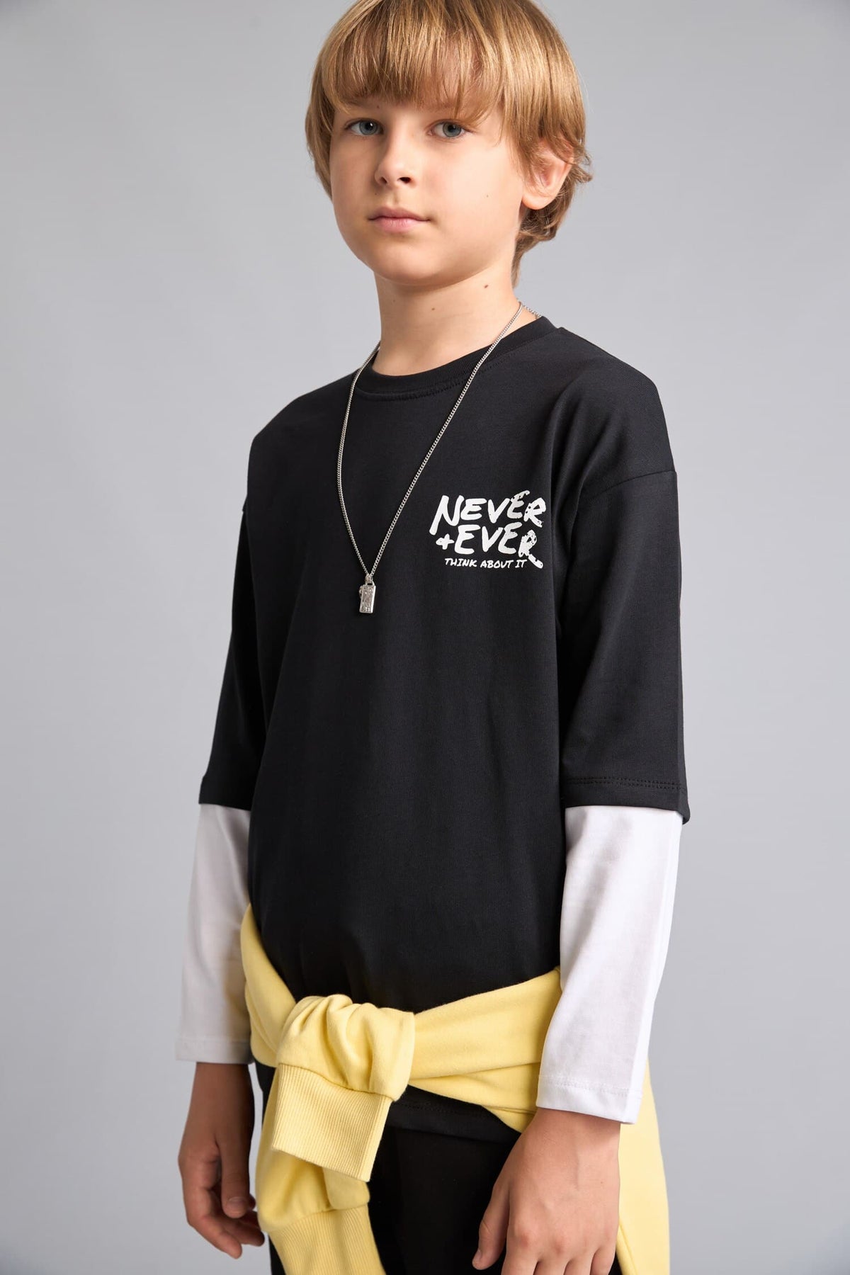 100% Cotton New Regular Fit Crew Neck Long Sleeve Black T-Shirt Boy