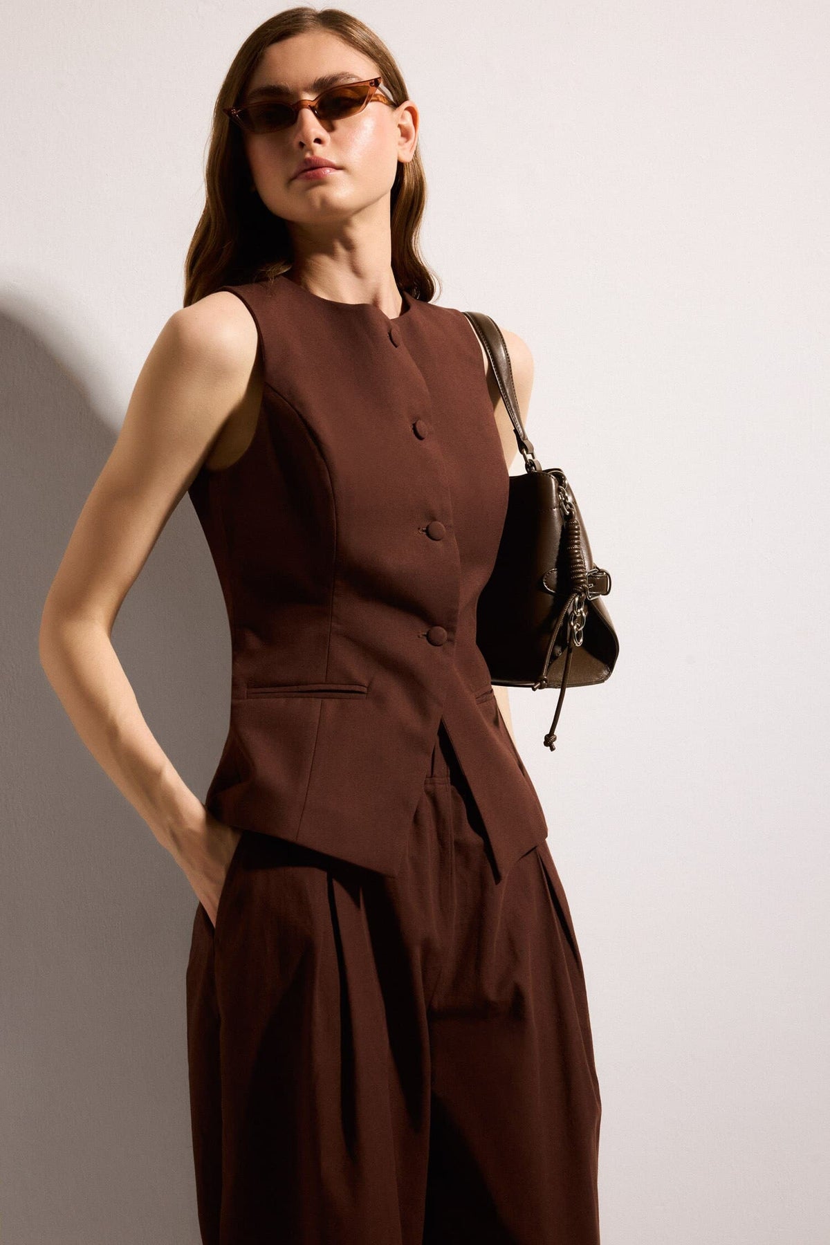 Linen Blend Buttoned Vest Main image