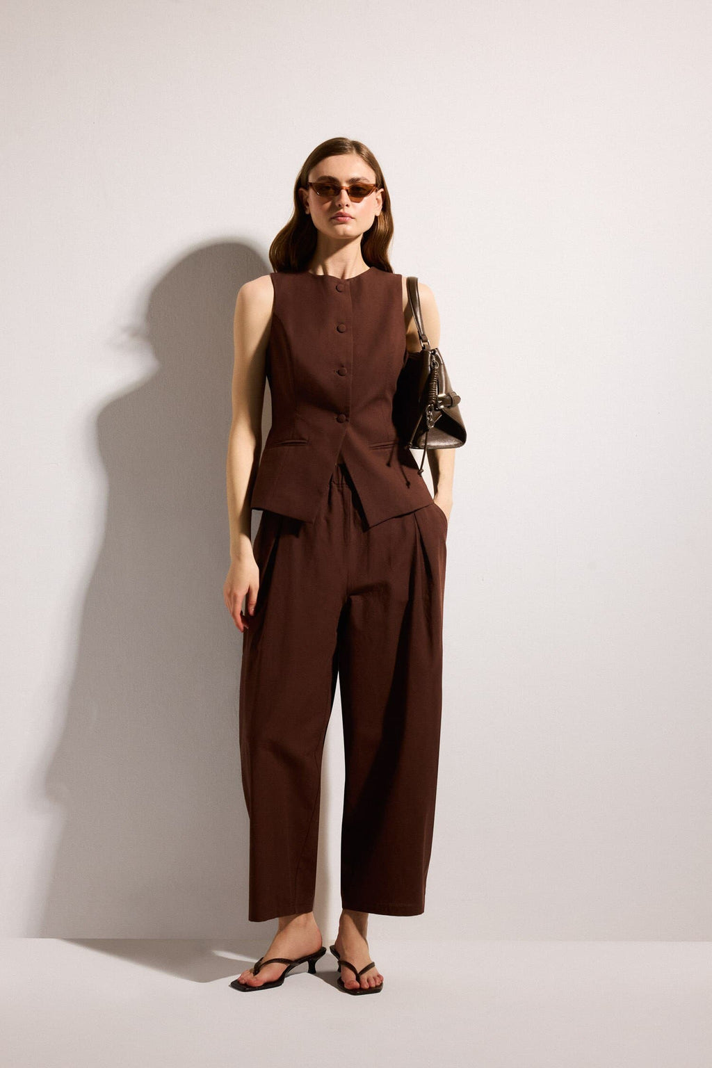 Linen Blend Buttoned Vest
