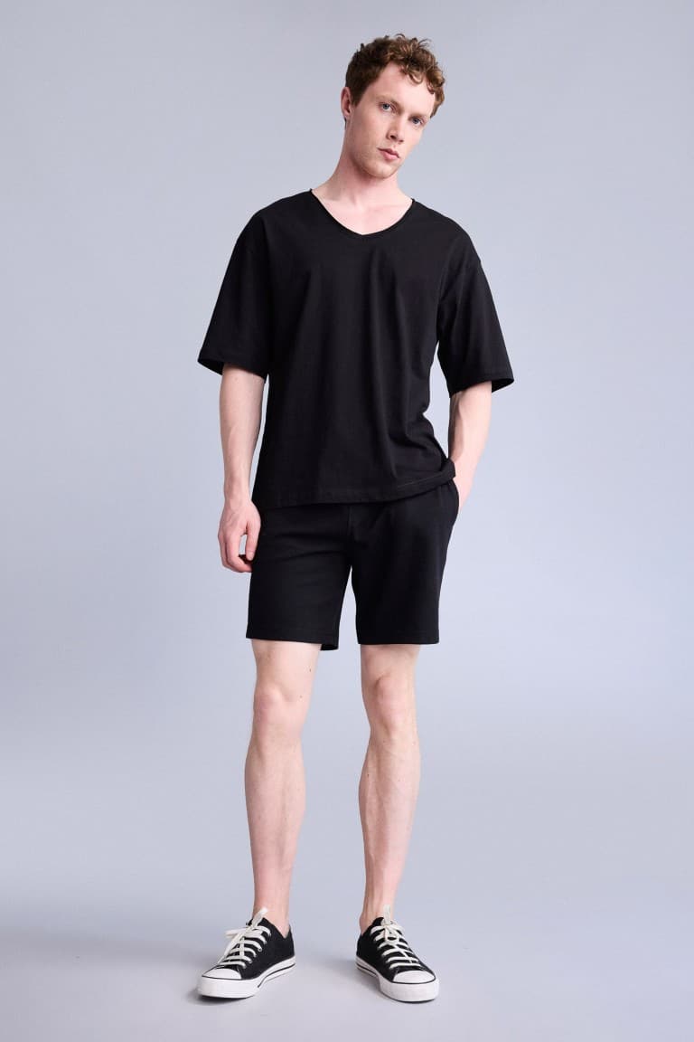 100% Cotton Boxy Fit V-Neck Pressed Washed Effect Short Sleeve T-Shirt Secondary image