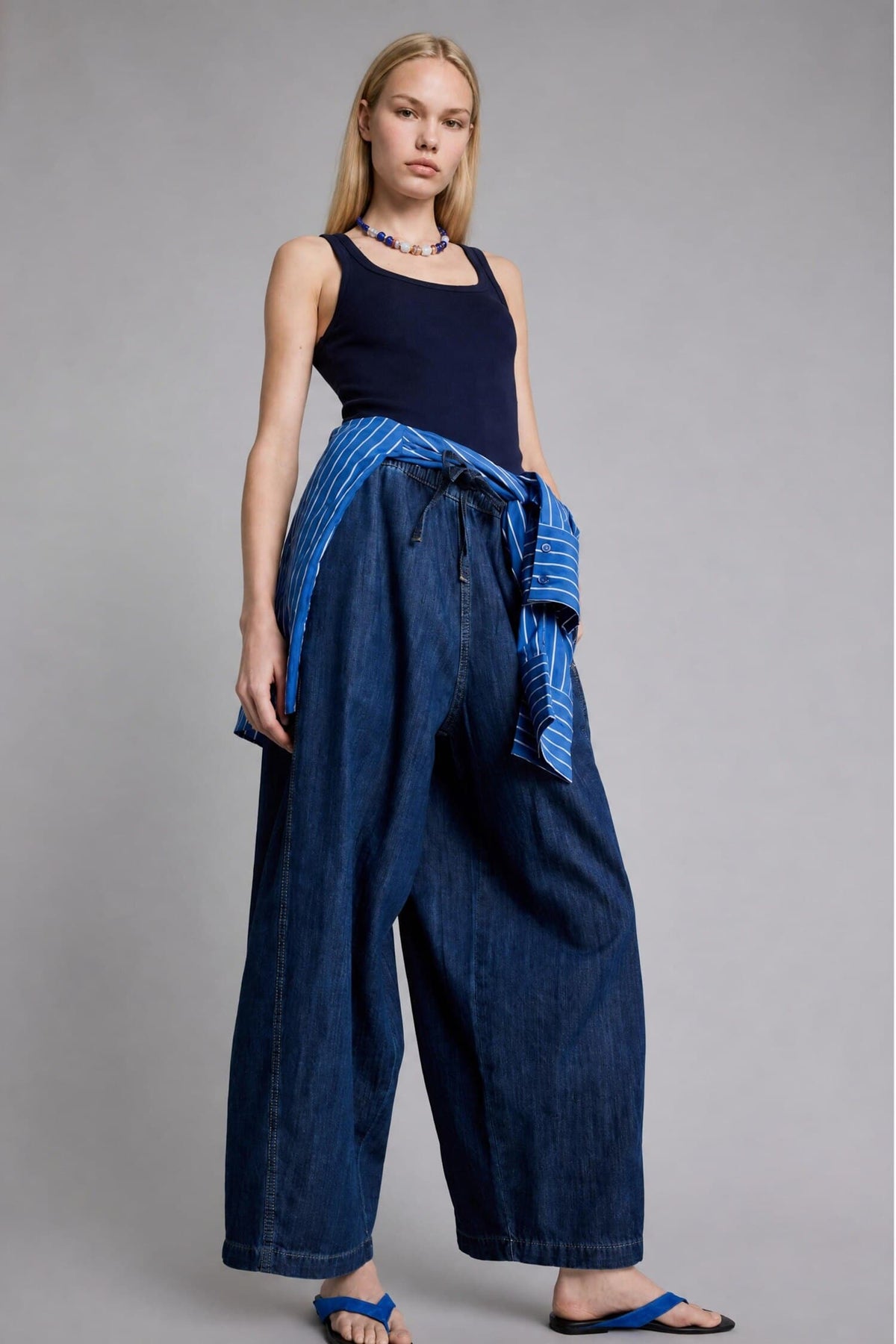 Barrel Fit High Waist Trousers Main image