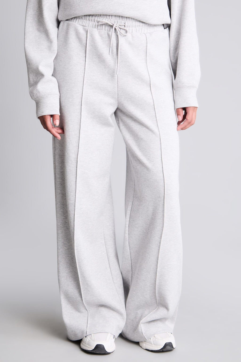 Barrel Fit Front Seam Wide Leg Long Sports Pants with Pockets