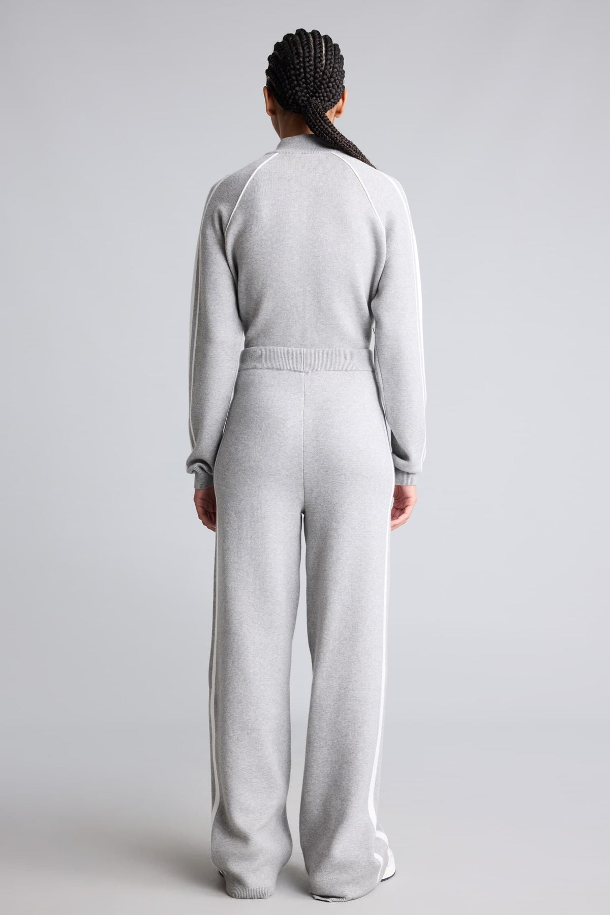 Standard Fit, Wide Leg Elastic Waist Sweatpants
