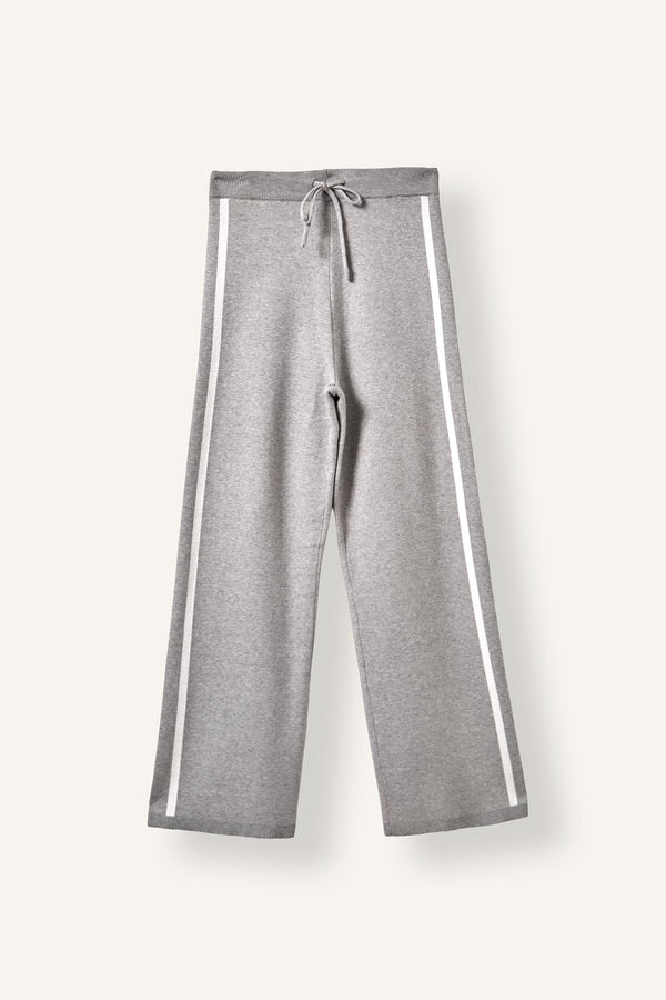 Standard Fit, Wide Leg Elastic Waist Sweatpants