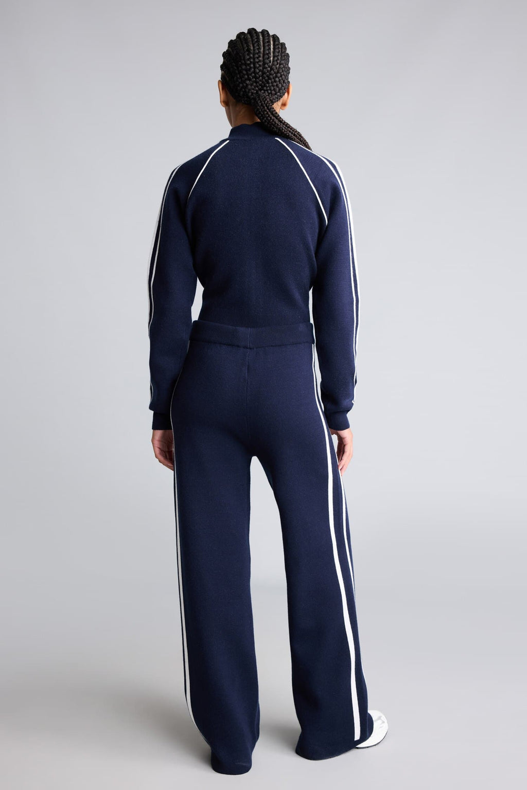 Standard Fit, Wide Leg Elastic Waist Sweatpants