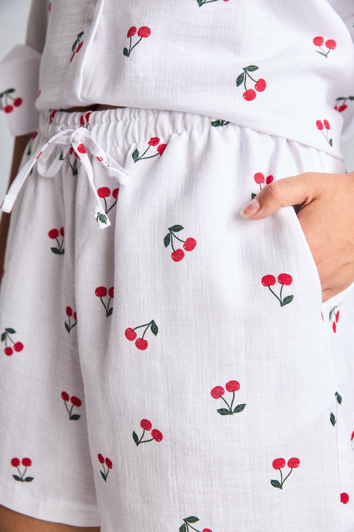 100% Cotton Muslin Cherry Printed Ecru Short Shorts