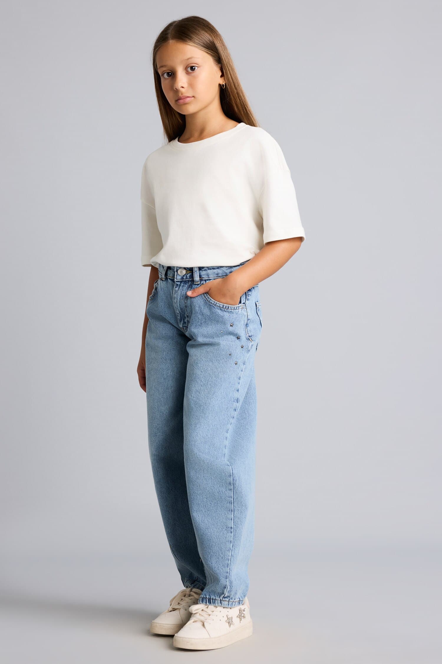 100% Cotton Forceps Detailed Baggy Fit Jeans with Pockets Girls Secondary image