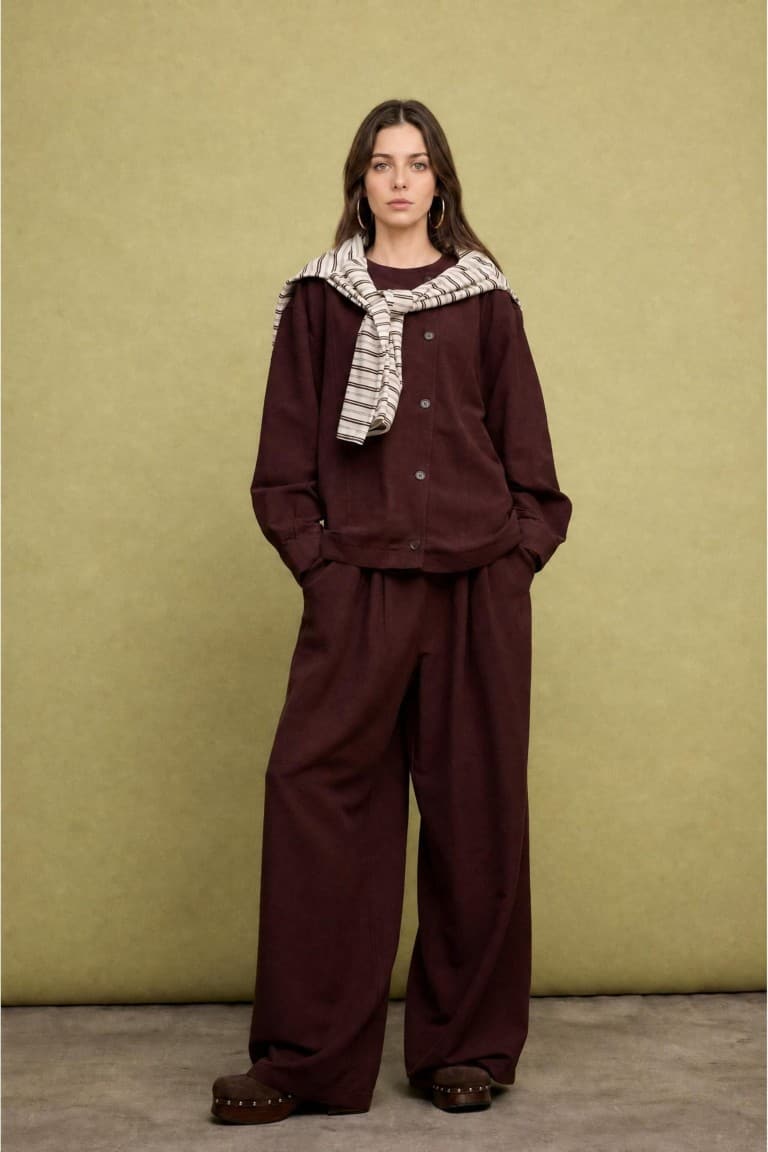 Regular Fit Wide Leg Linen Blend Trousers Main image