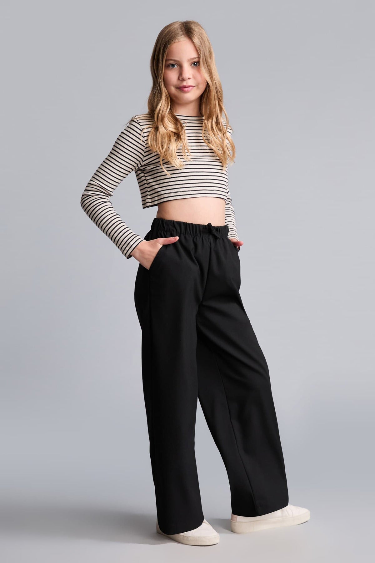 Wide Leg Grey Pants Girl