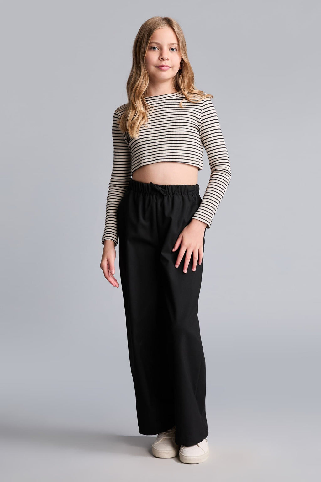Wide Leg Grey Pants Girl