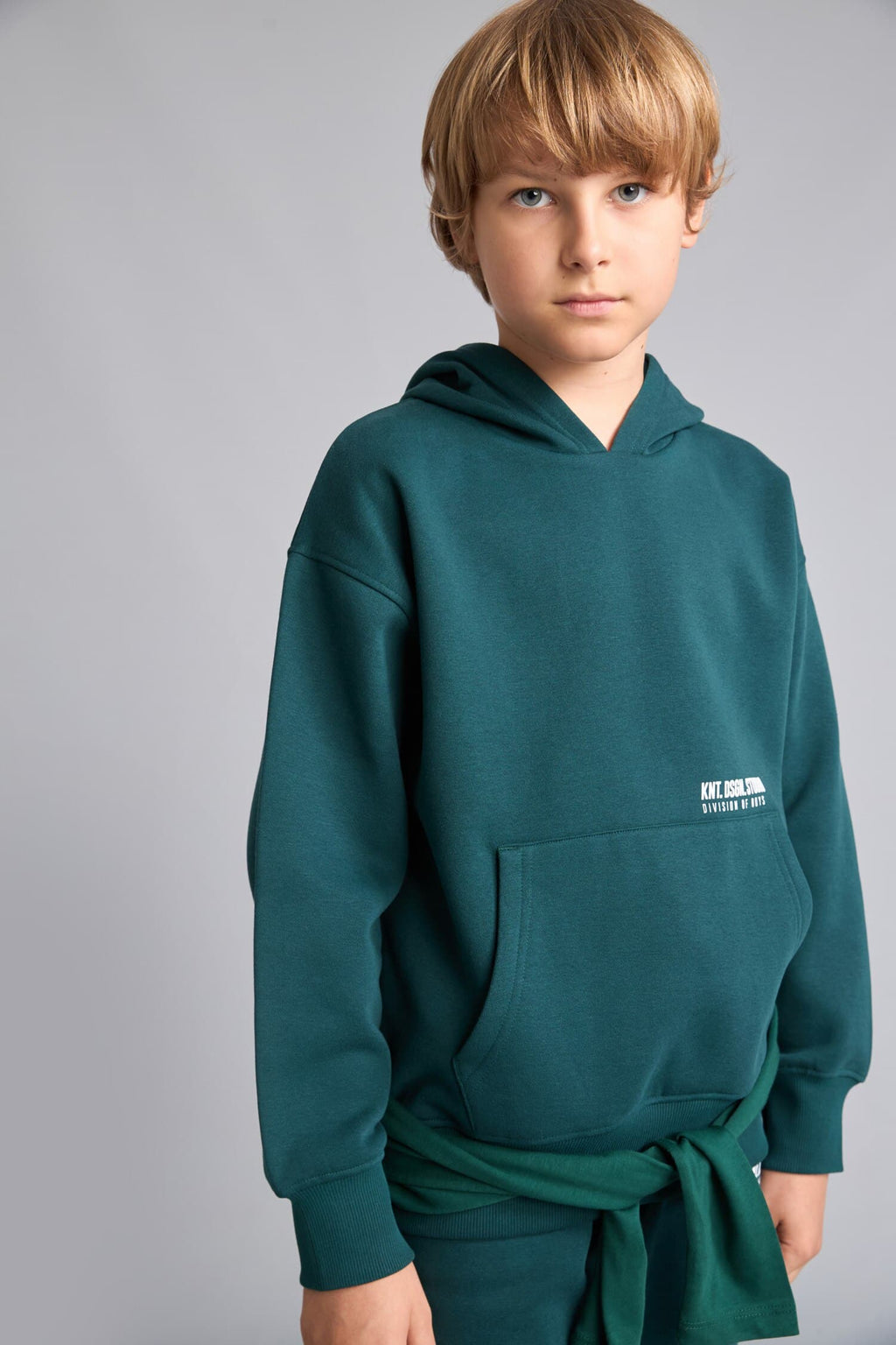 Regular Fit Hooded Printed Kangaroo Pocket Thick Fabric Sweatshirt Boys