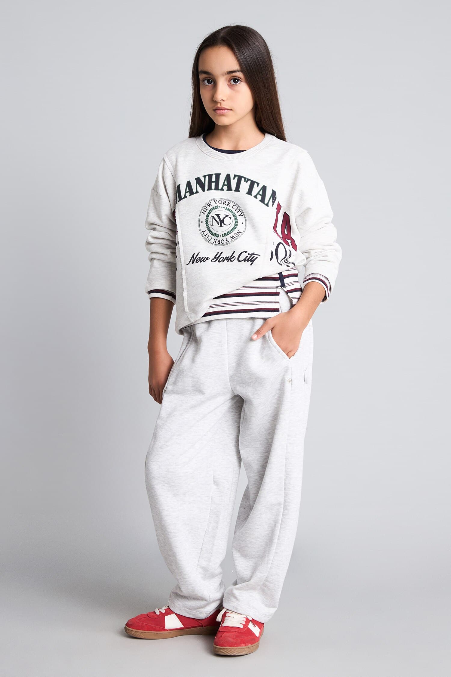 Cotton Relax Fit Short Sleeve Crew Neck Printed Thick Sweatshirt Girls Secondary image