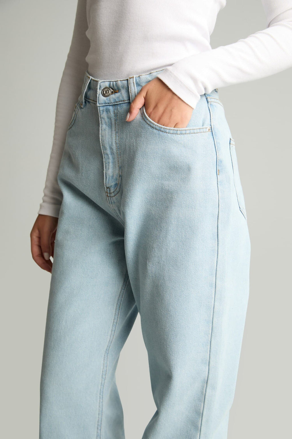 90s Pair Leg High Waist Jeans