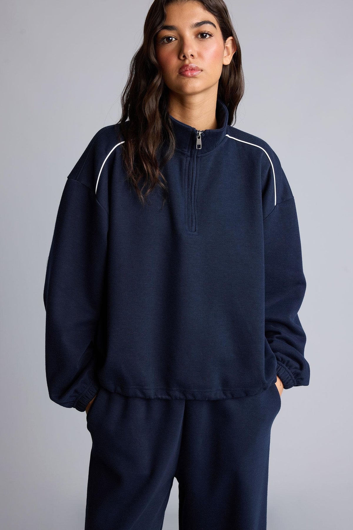 Loose Fit Half Turtleneck Knitwear Look Sweatshirt