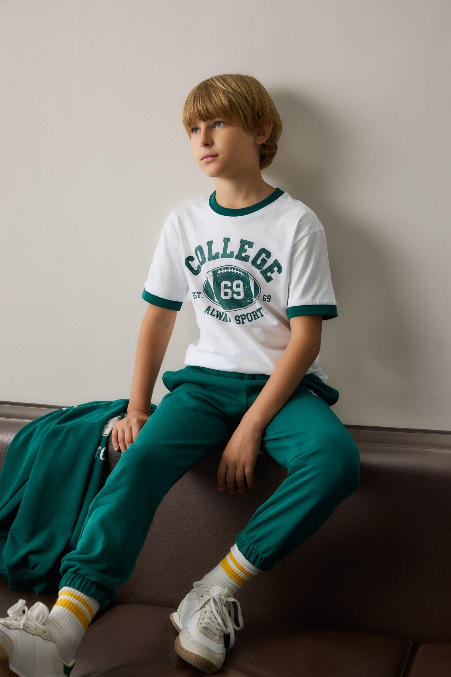 100% Cotton New Regular Fit Crew Neck Printed Short Sleeve White T-Shirt Boy Secondary image