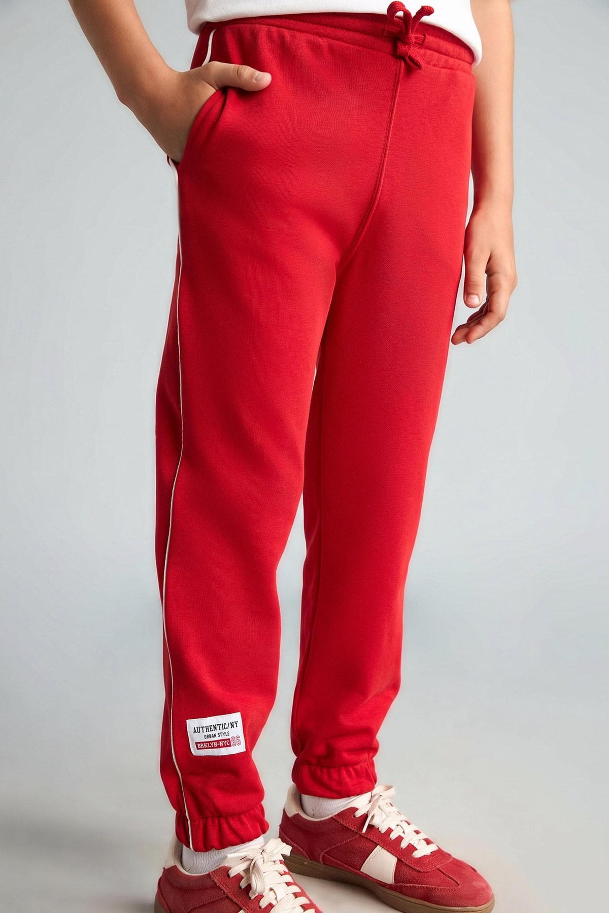 Regular Jogger Fit Printed Red Sweatpants Boys