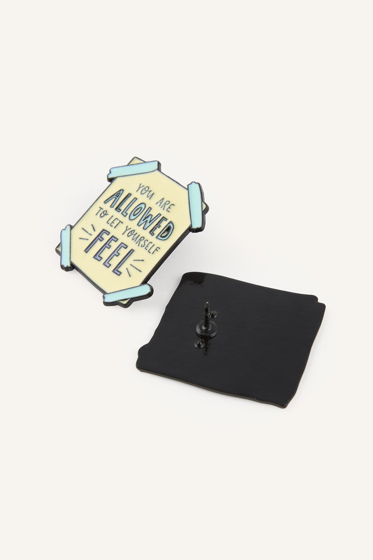 4-Piece Brooch Badge Set