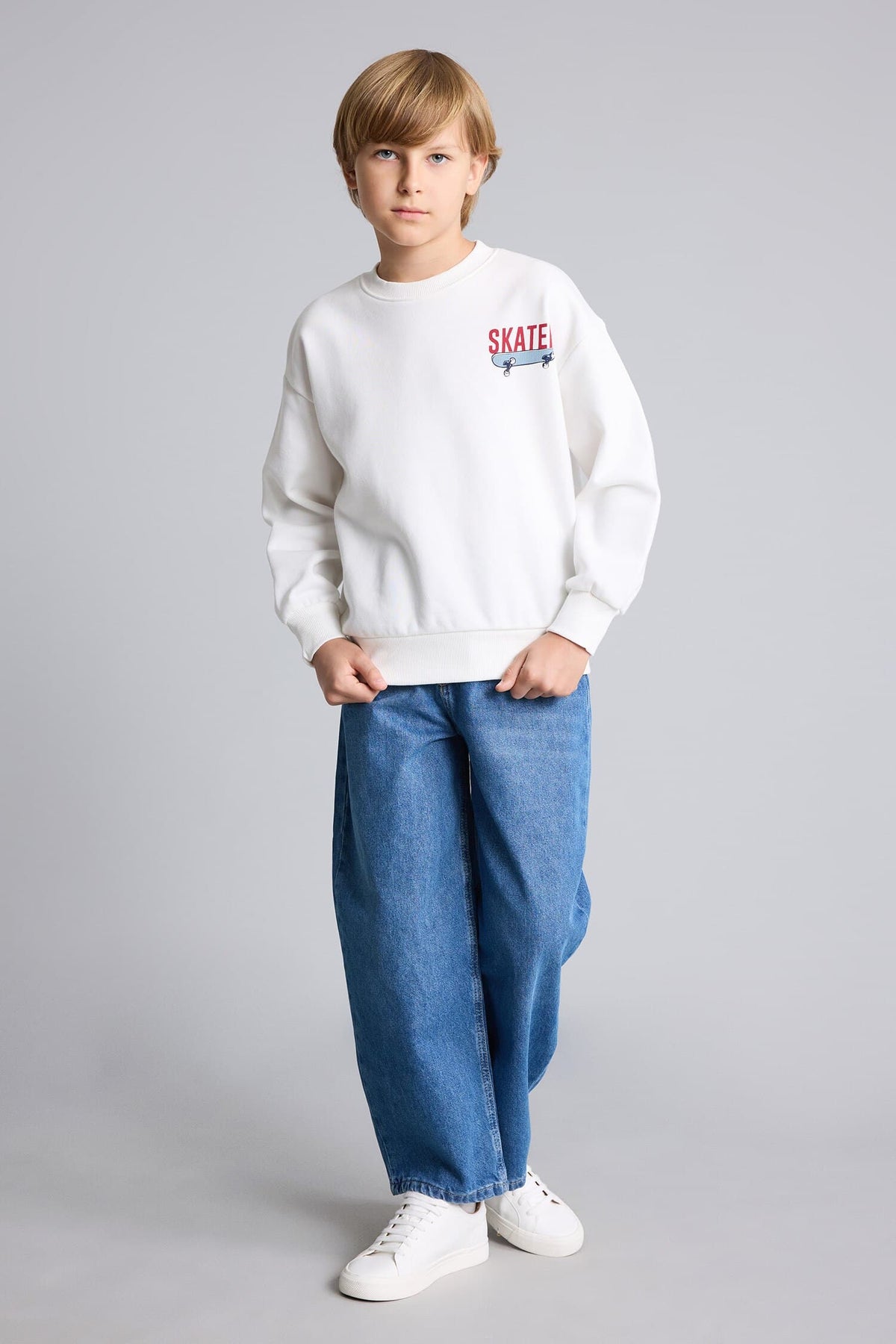 Barrel Fit Flexible Banded Jeans Boy