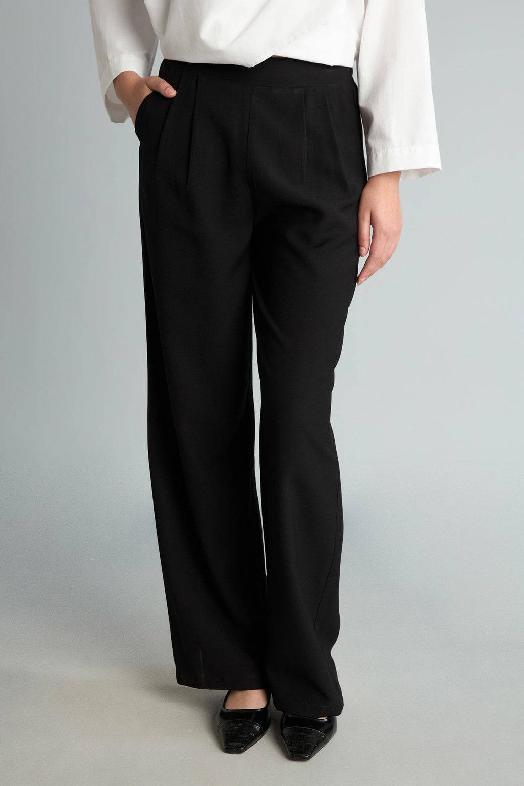 Wide Pair Trousers