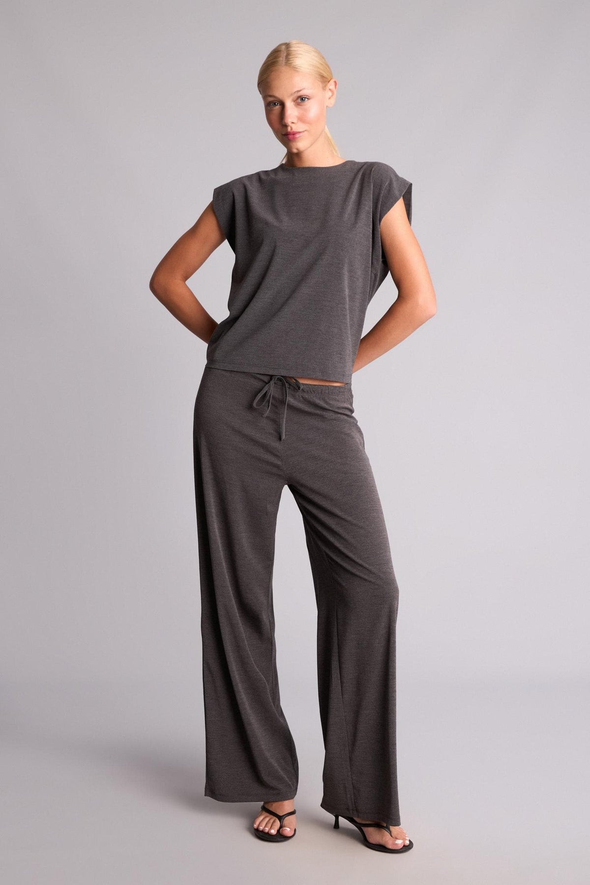 Loose Fit Crew Neck Crepe Short Sleeve Light Brown Blouse