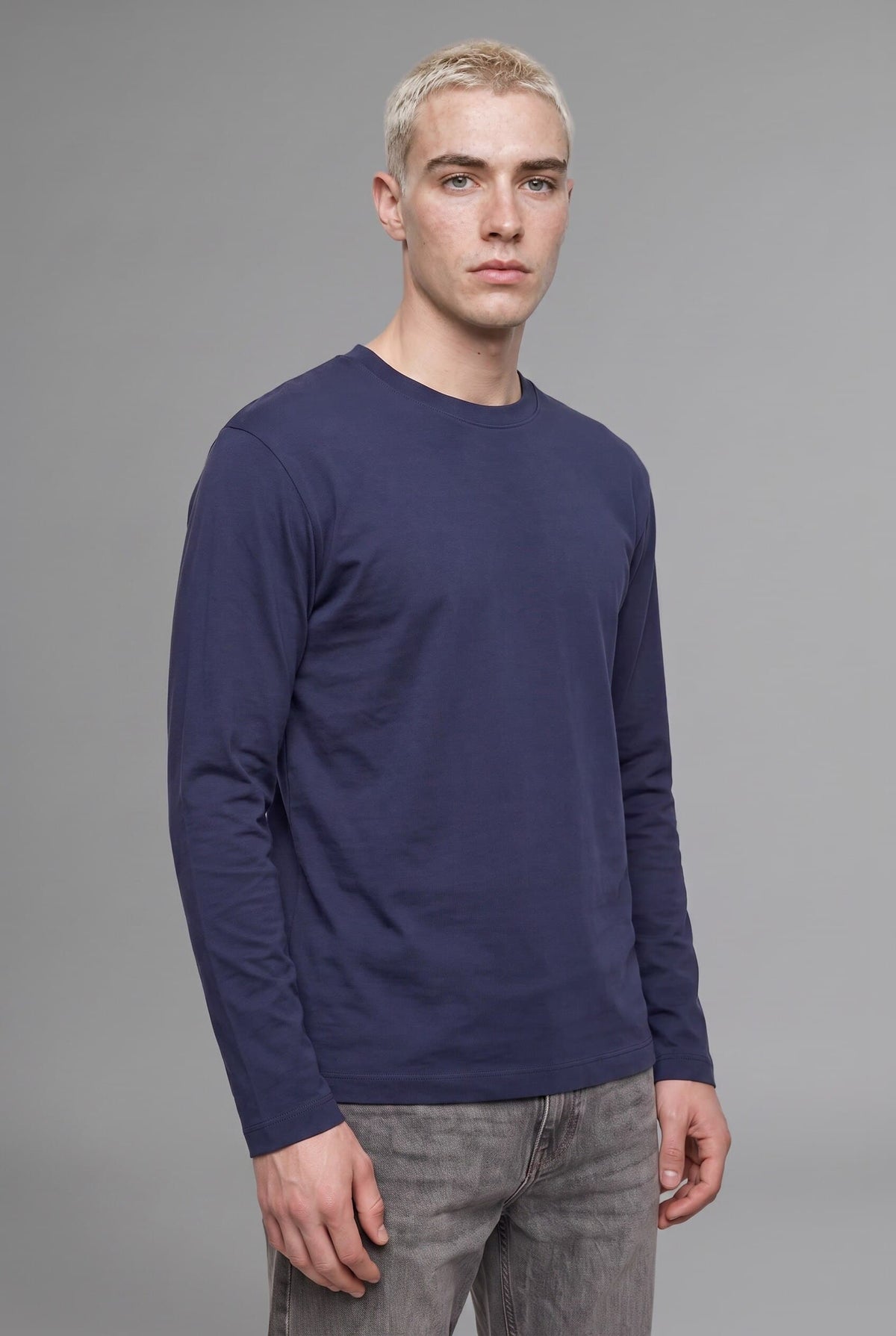 Boxy Fit Crew Neck Cotton Long Sleeve Basic T-Shirt Main image