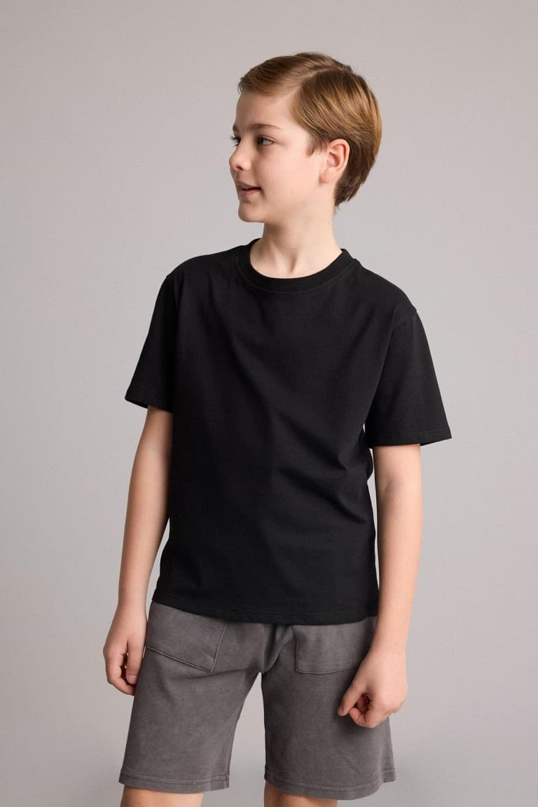 Boy Regular Fit Crew Neck Short Sleeve T-Shirt
