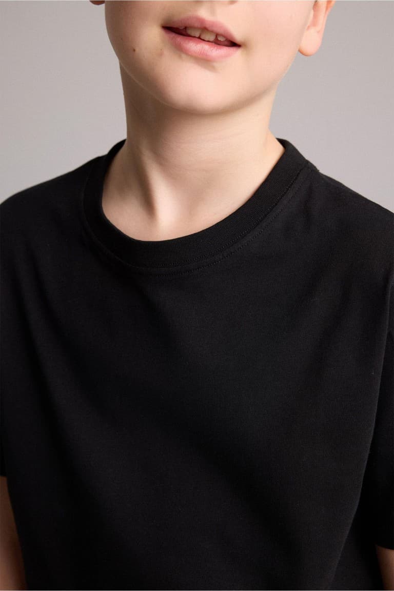 Boy Regular Fit Crew Neck Short Sleeve T-Shirt
