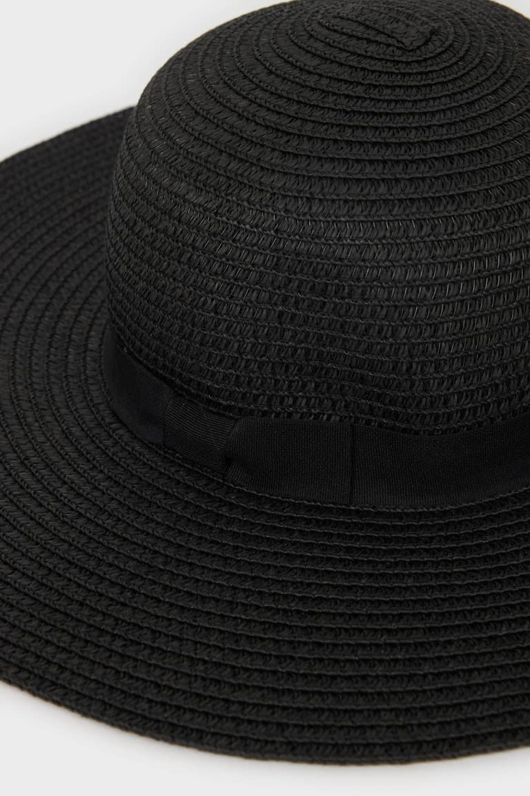 Straw hat for women