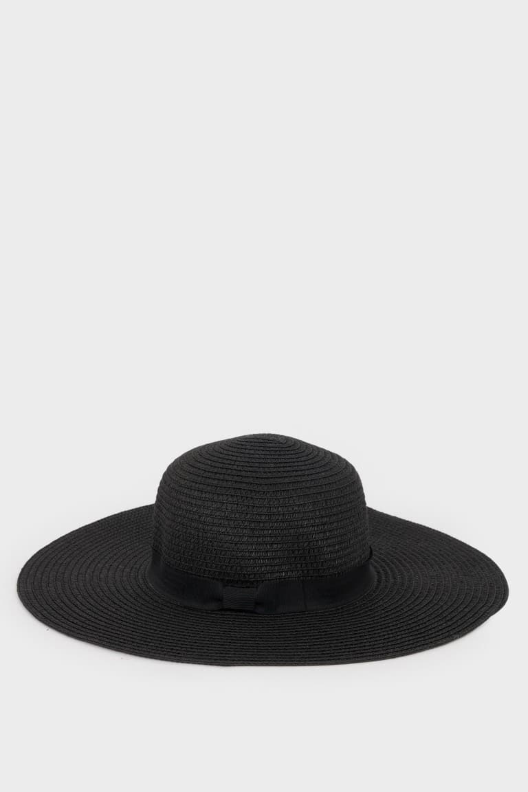 Straw hat for women