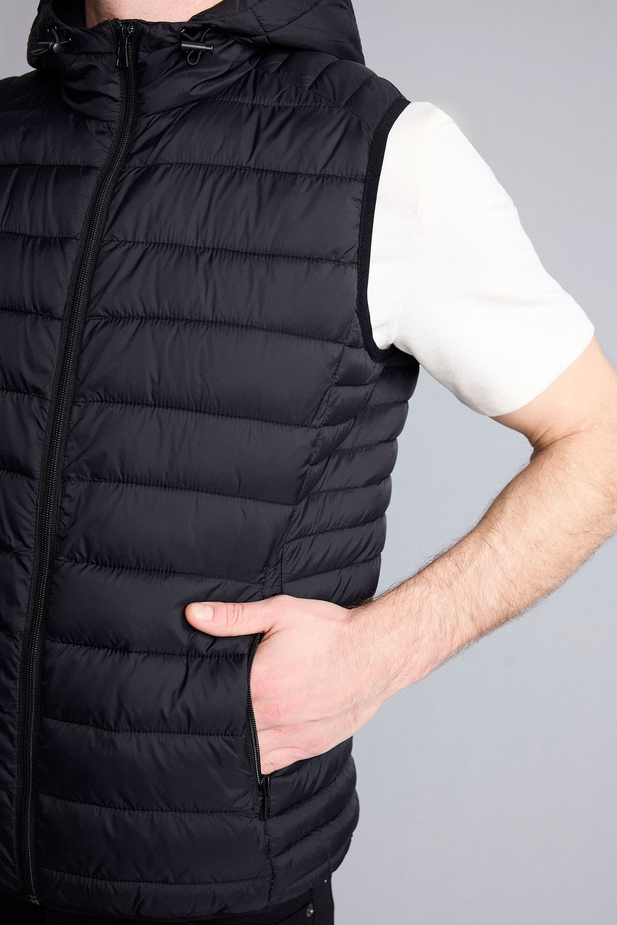 Water Repellent Slim Fit Hooded Vest