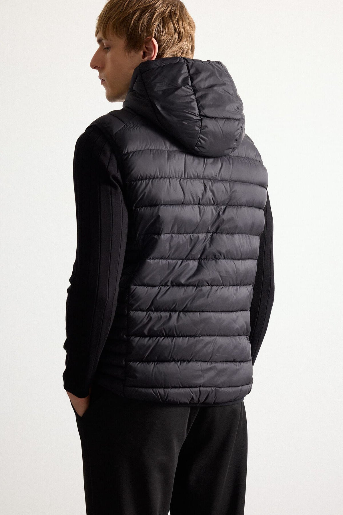 Water Repellent Slim Fit Hooded Vest