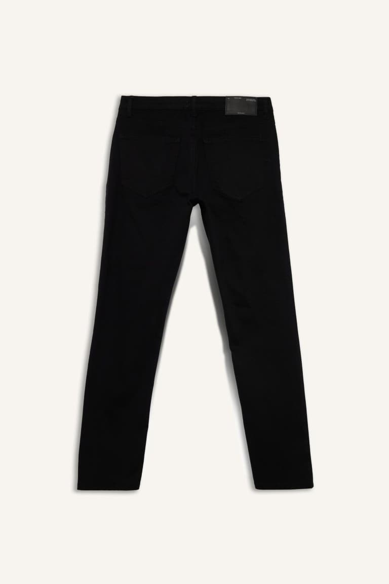 Pedro Slim Fit Jeans