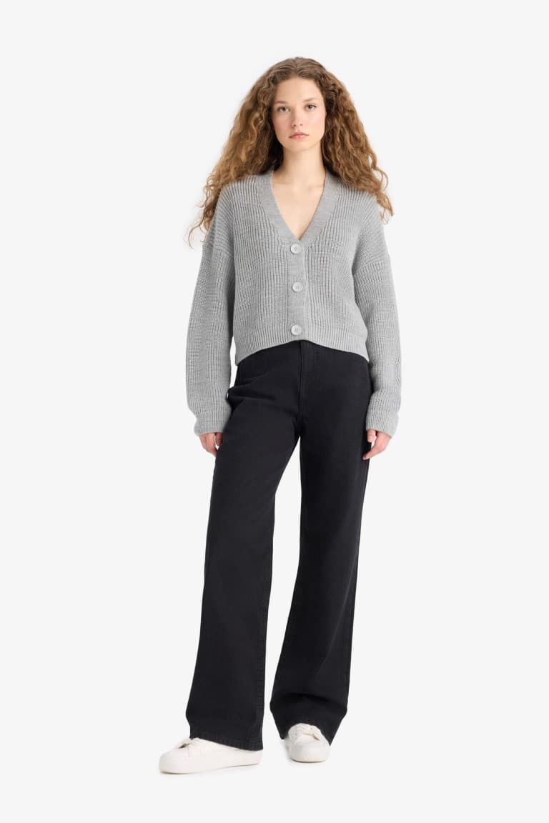 Regular Fit V-Neck Buttoned Knitwear Cardigan
