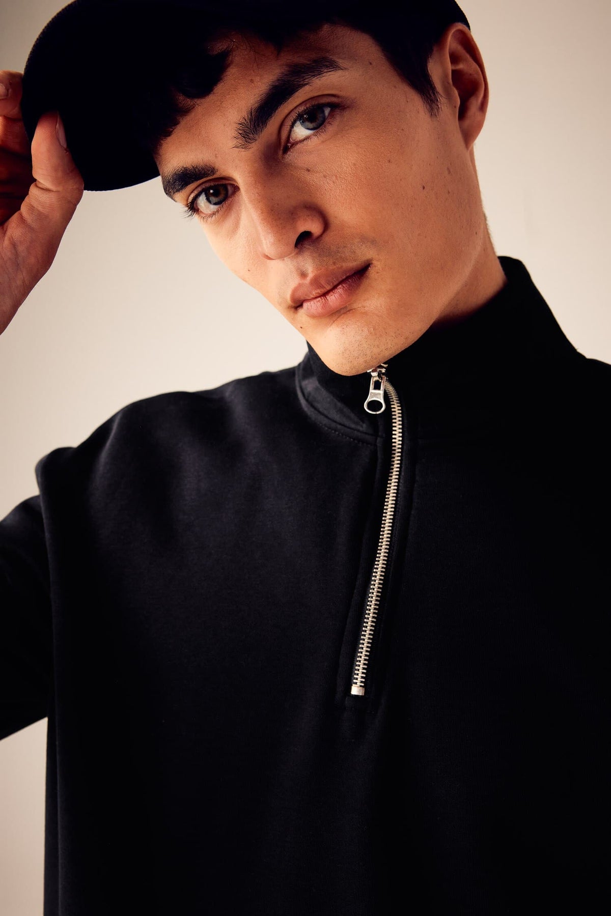 Comfort Regular Fit Casual Mold Zippered Stand Collar Basic Plain Sweatshirt