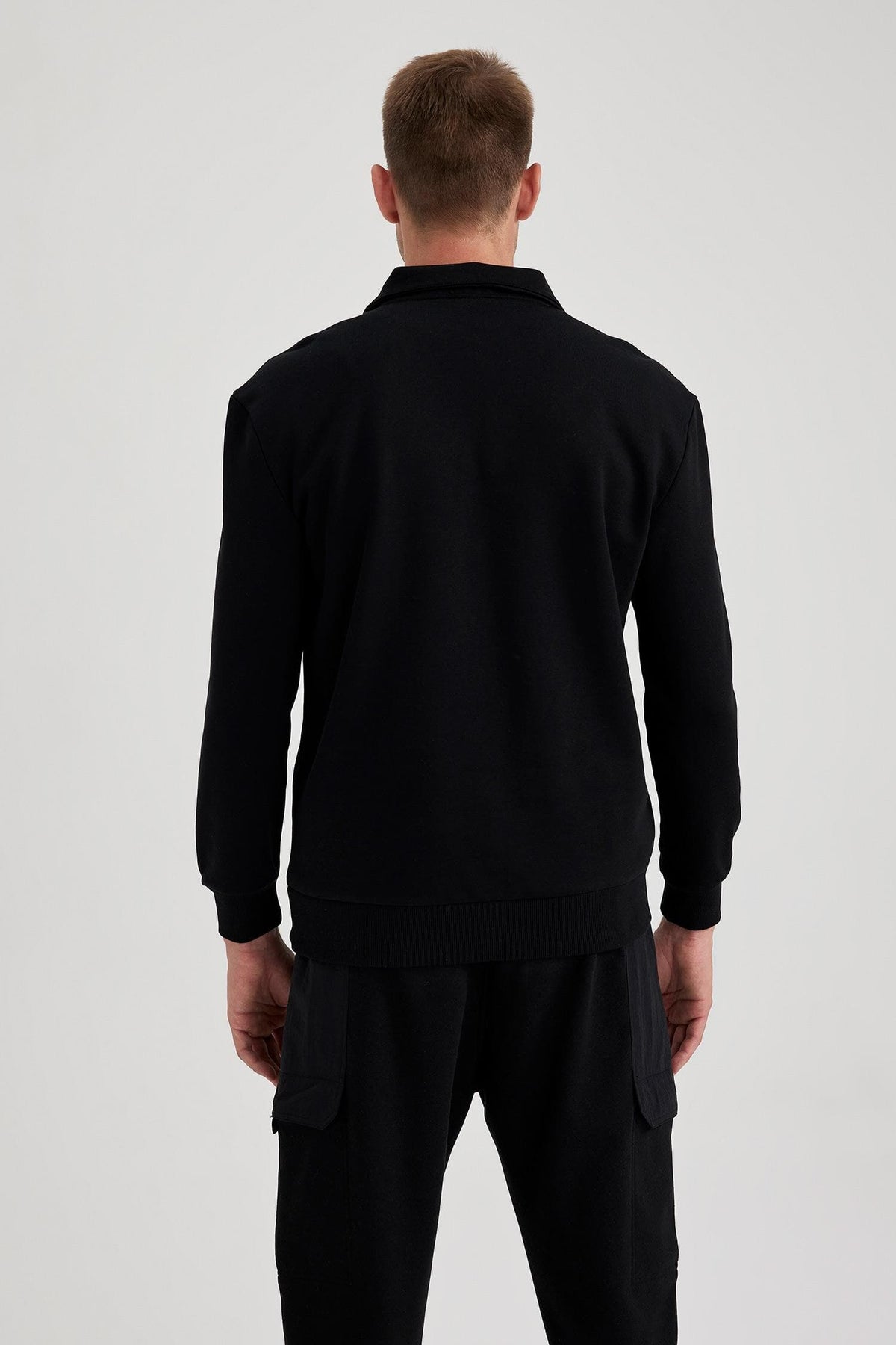 Comfort Regular Fit Casual Mold Zippered Stand Collar Basic Plain Sweatshirt