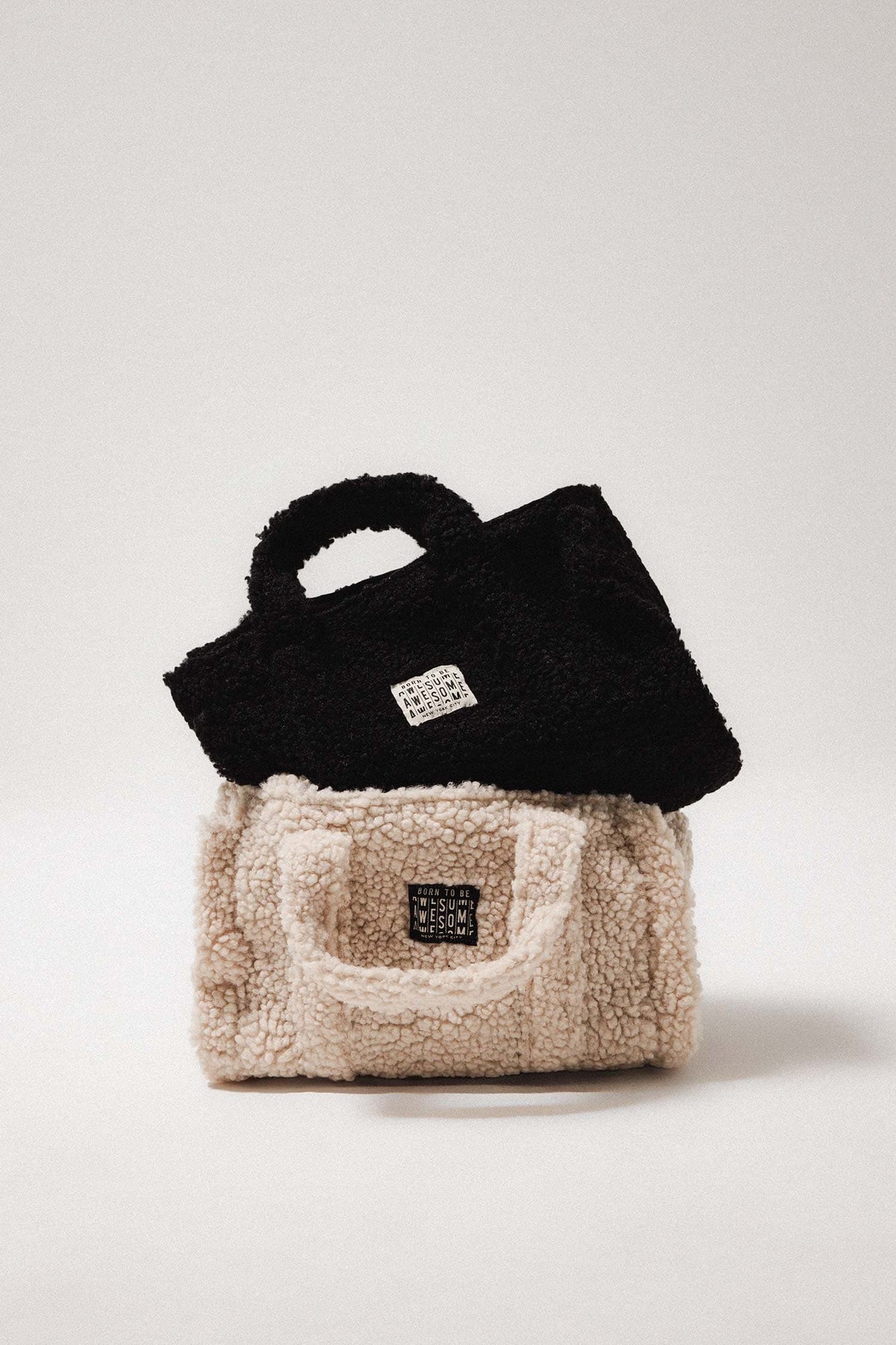 Women Printed Flat Plush Crossbody Bag